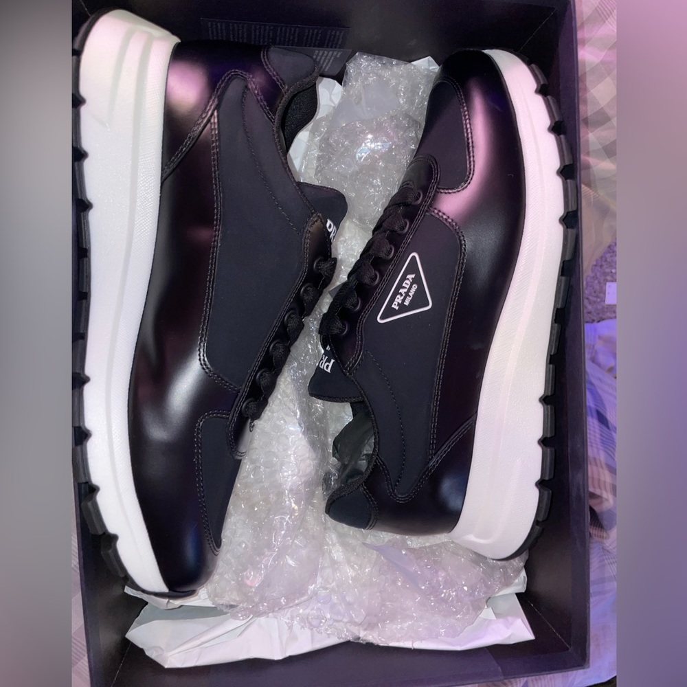 PRADA TRAINER MENS SHOES BRAND NEW